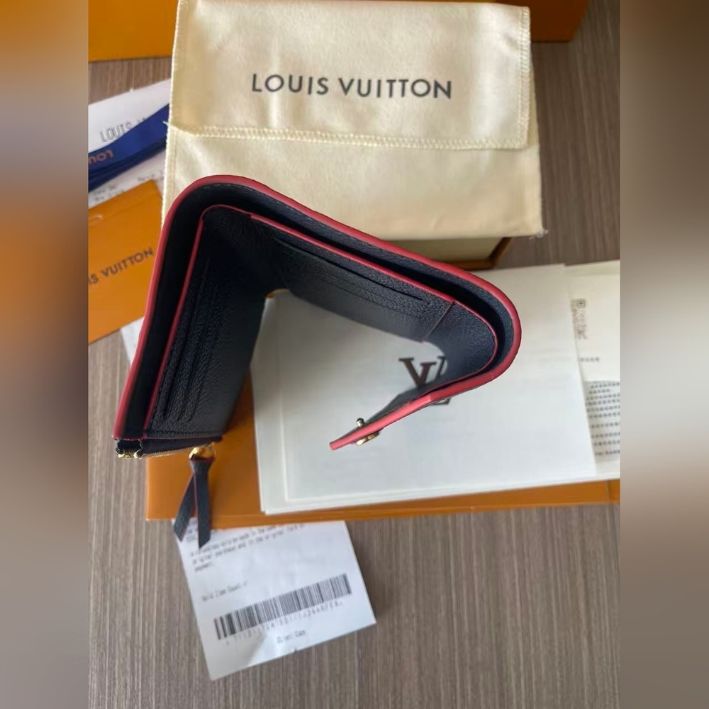 Louis Vuitton Victorine Wallet - Picture 11 of 11